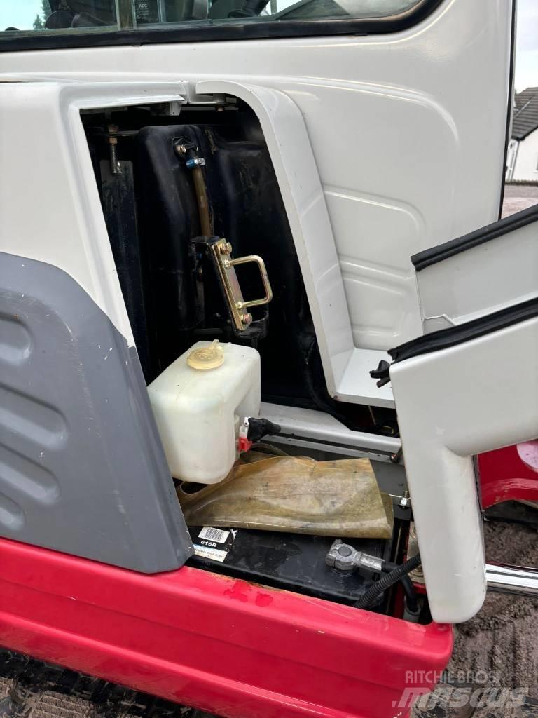 Takeuchi TB 250 Miniescavatori