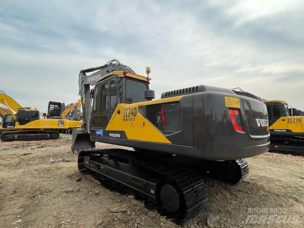 Volvo EC240D Escavatori cingolati