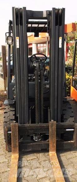 Doosan D25S-5 Carrelli elevatori diesel