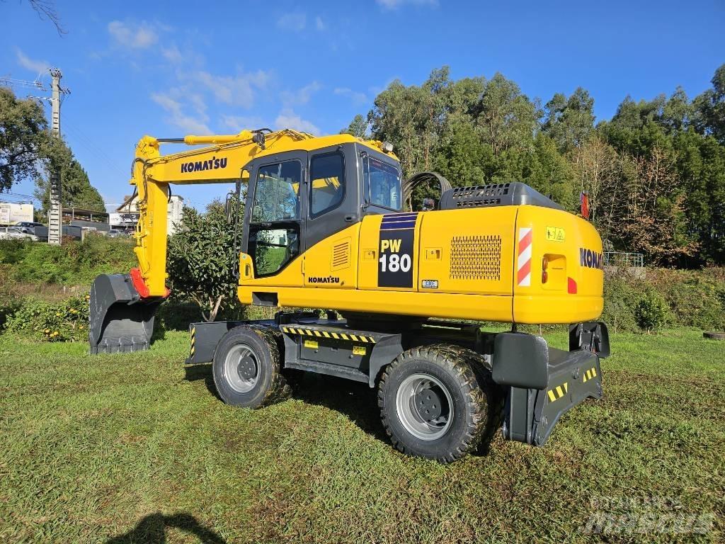 Komatsu PW 180-7 Escavatori gommati