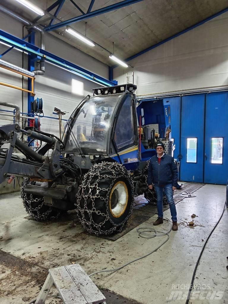 Rottne H8D Abbattitrici, Disboscatrici