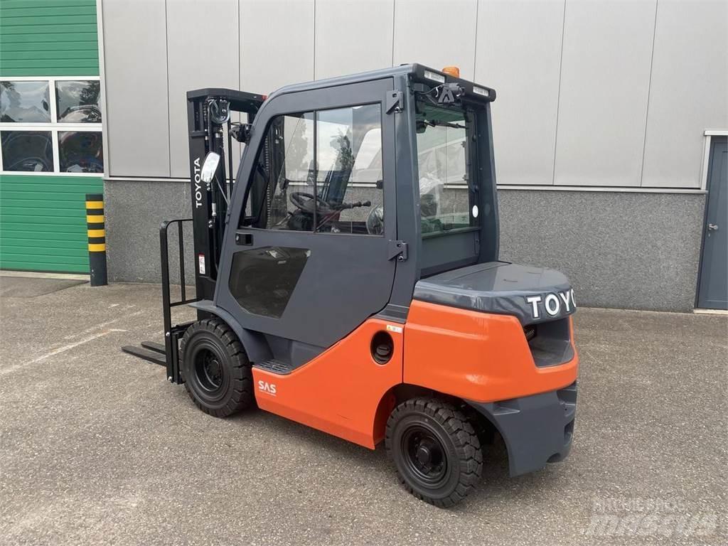 Toyota 52-8FDF25 Carrelli elevatori diesel