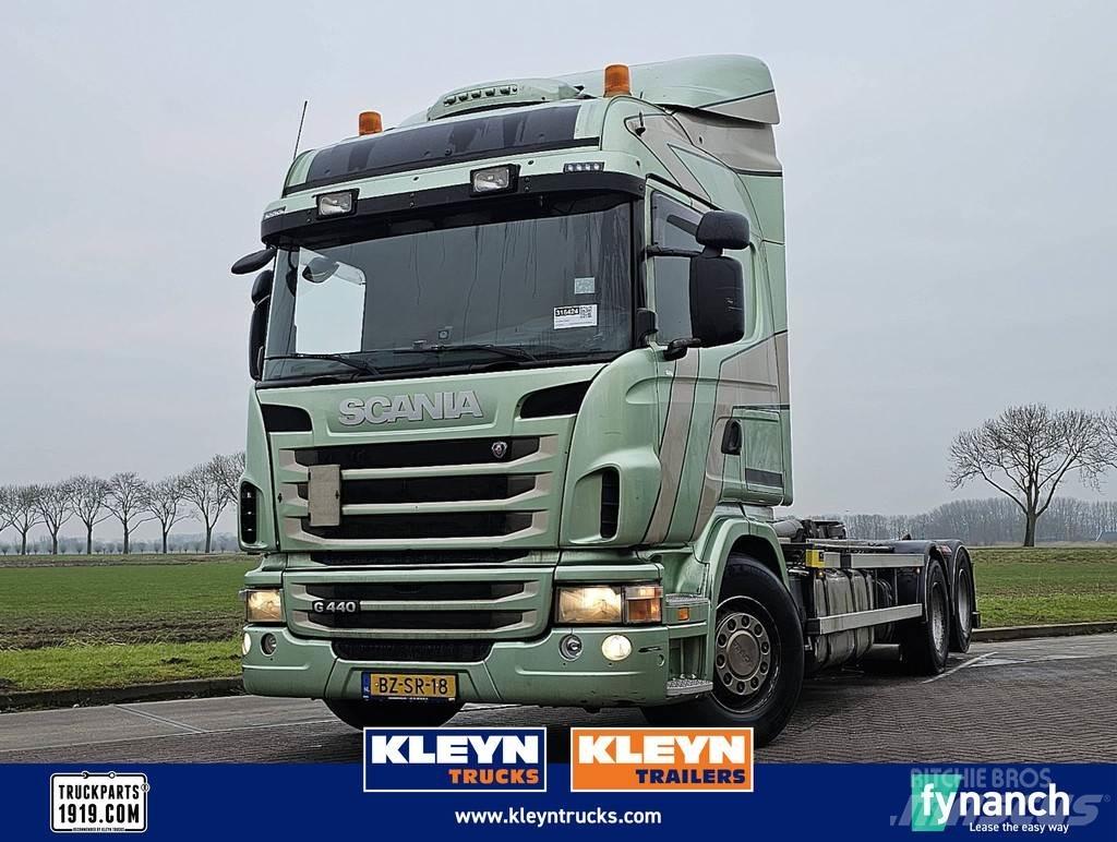 Scania G440 Camion con gancio di sollevamento