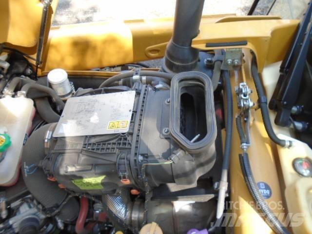 CAT 420XE Terne