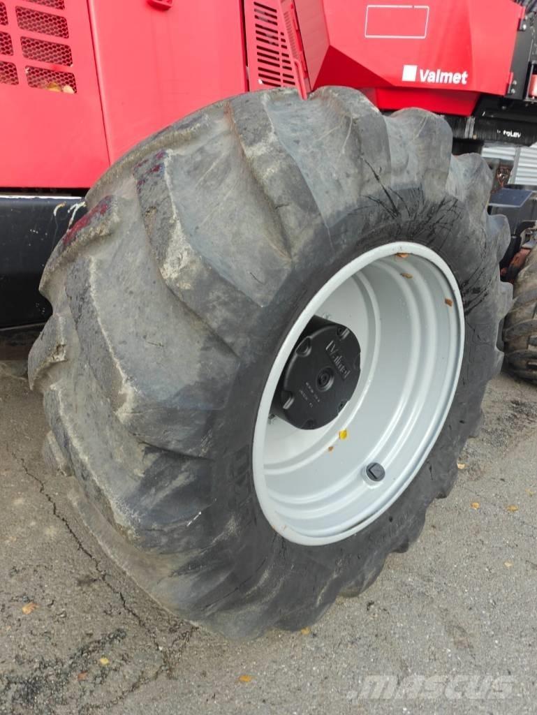 Valmet 901TX Abbattitrici, Disboscatrici