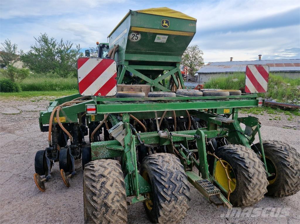 John Deere 750 A Seminatrici combinate