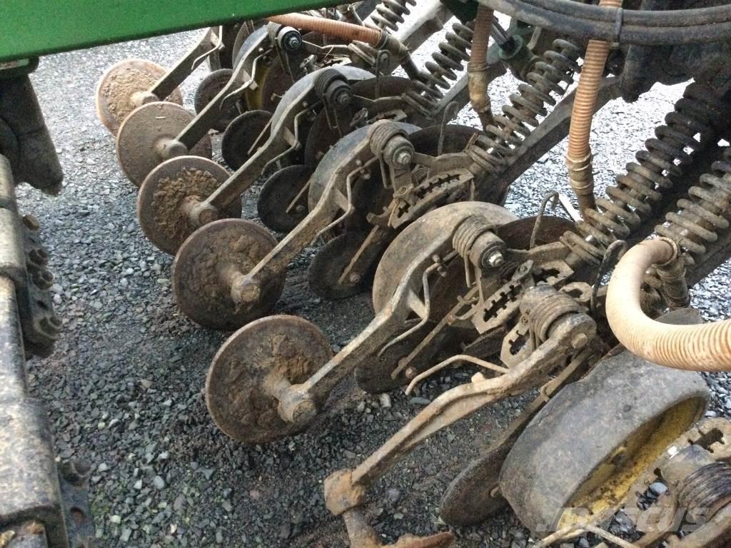 John Deere 750 A Seminatrici combinate