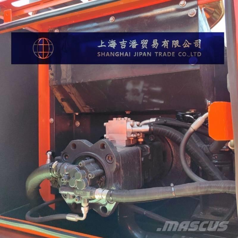 Doosan DX 225 Escavatori cingolati