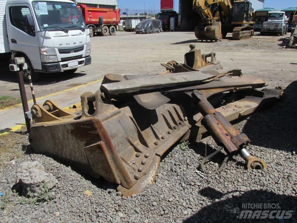 CAT D8T-15 Dozer cingolati