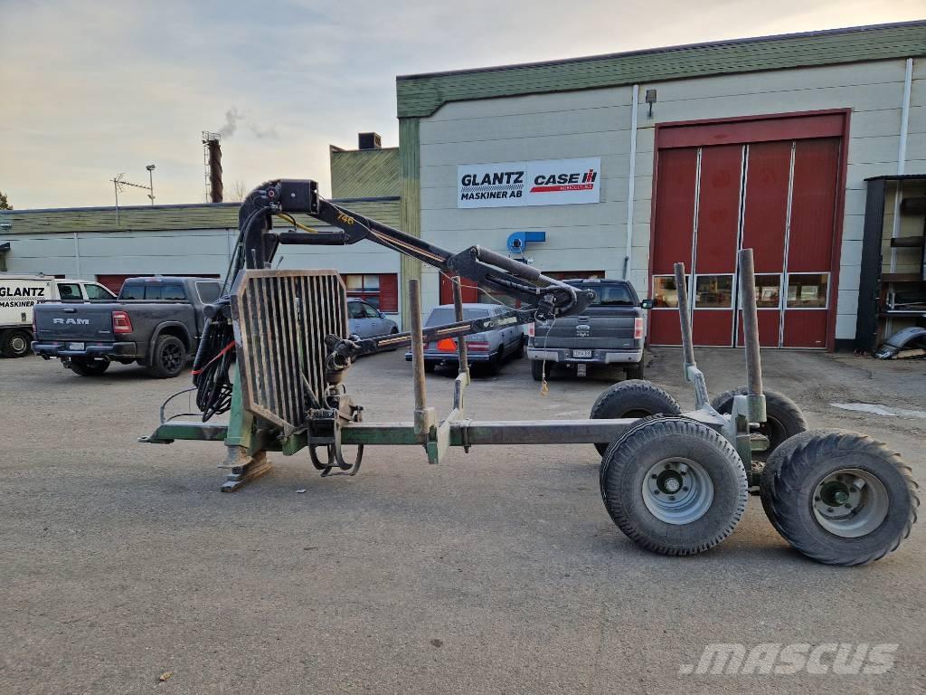 Farma 746 Rimorchi forestali