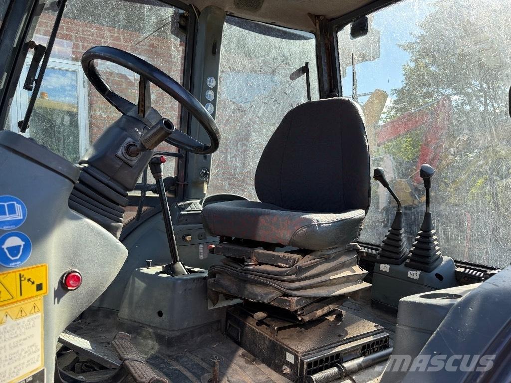 New Holland NH 95 Terne