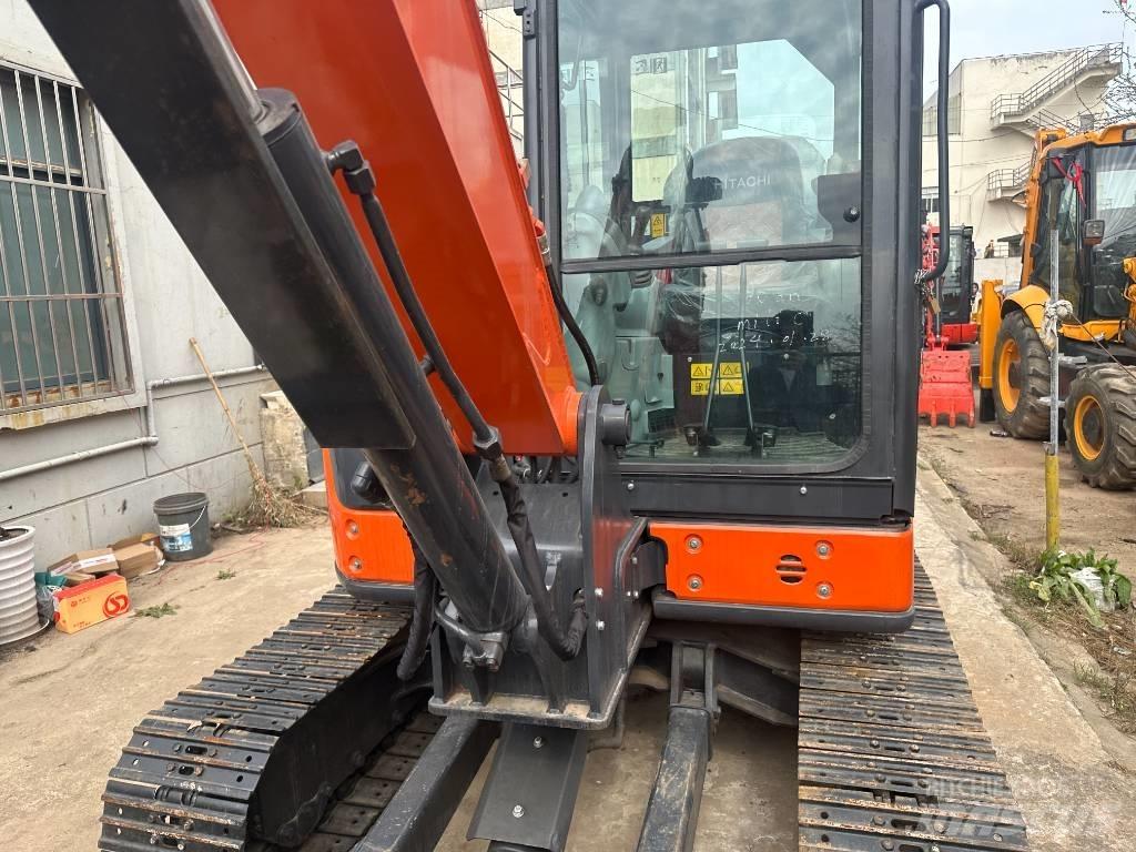 Hitachi ZX68USR-5A Miniescavatori