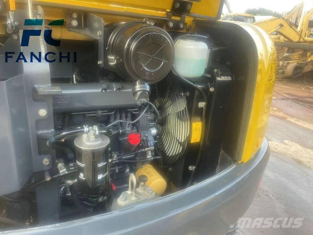 Komatsu PC 56 Miniescavatori