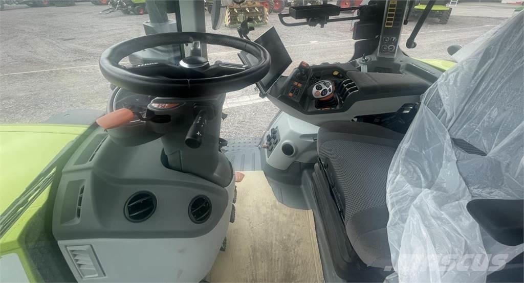 CLAAS AXION 960 TT Trattori