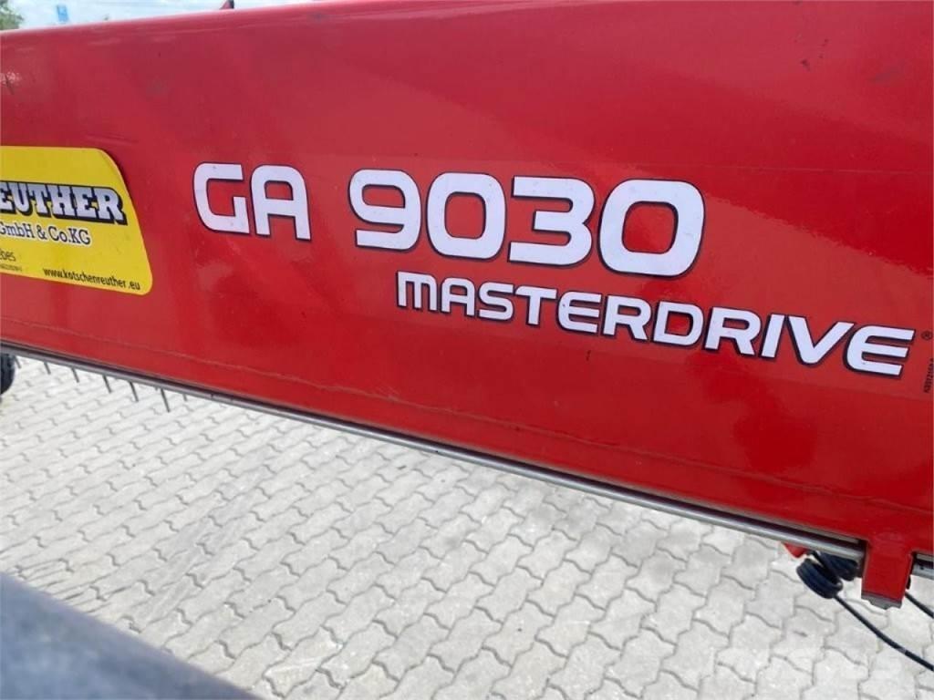 Kuhn GA 9030 Falciandanatrici