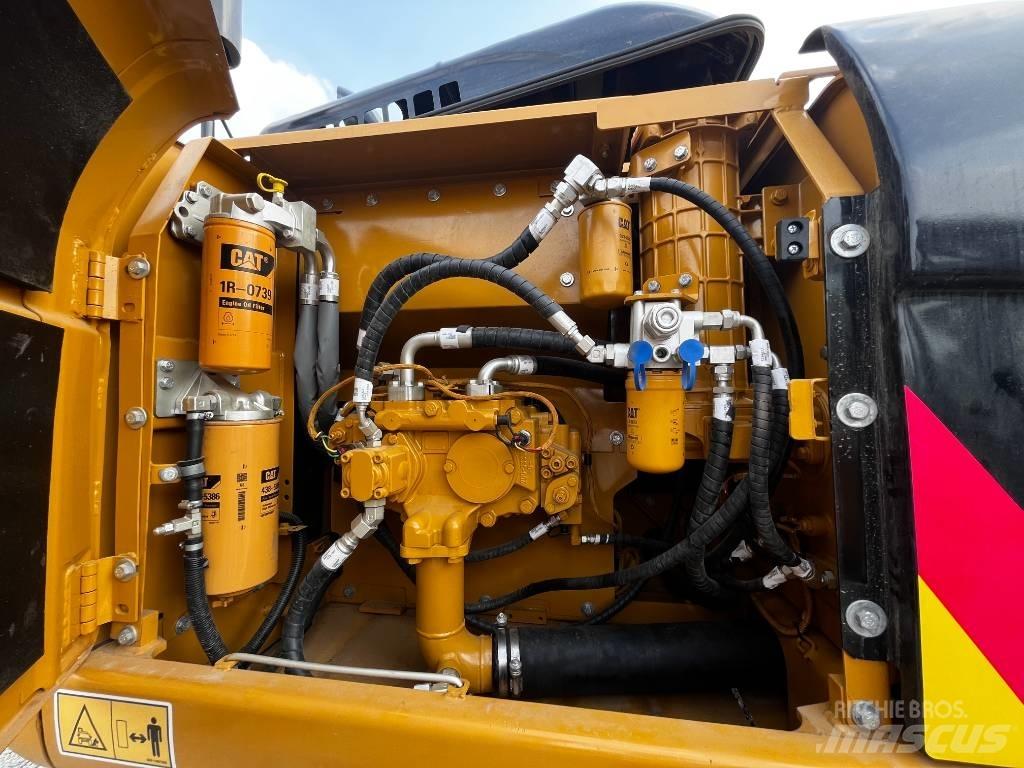CAT 320 D2L Escavatori cingolati