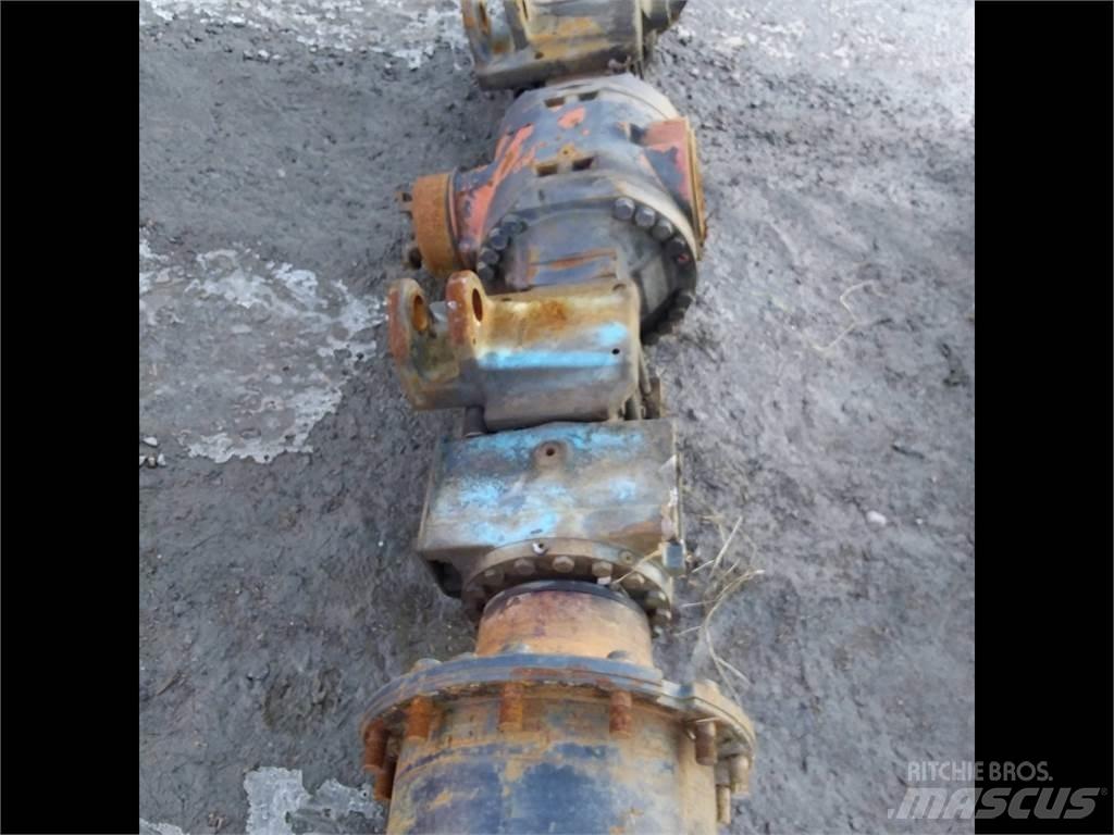 Valmet 890 Trasmissione