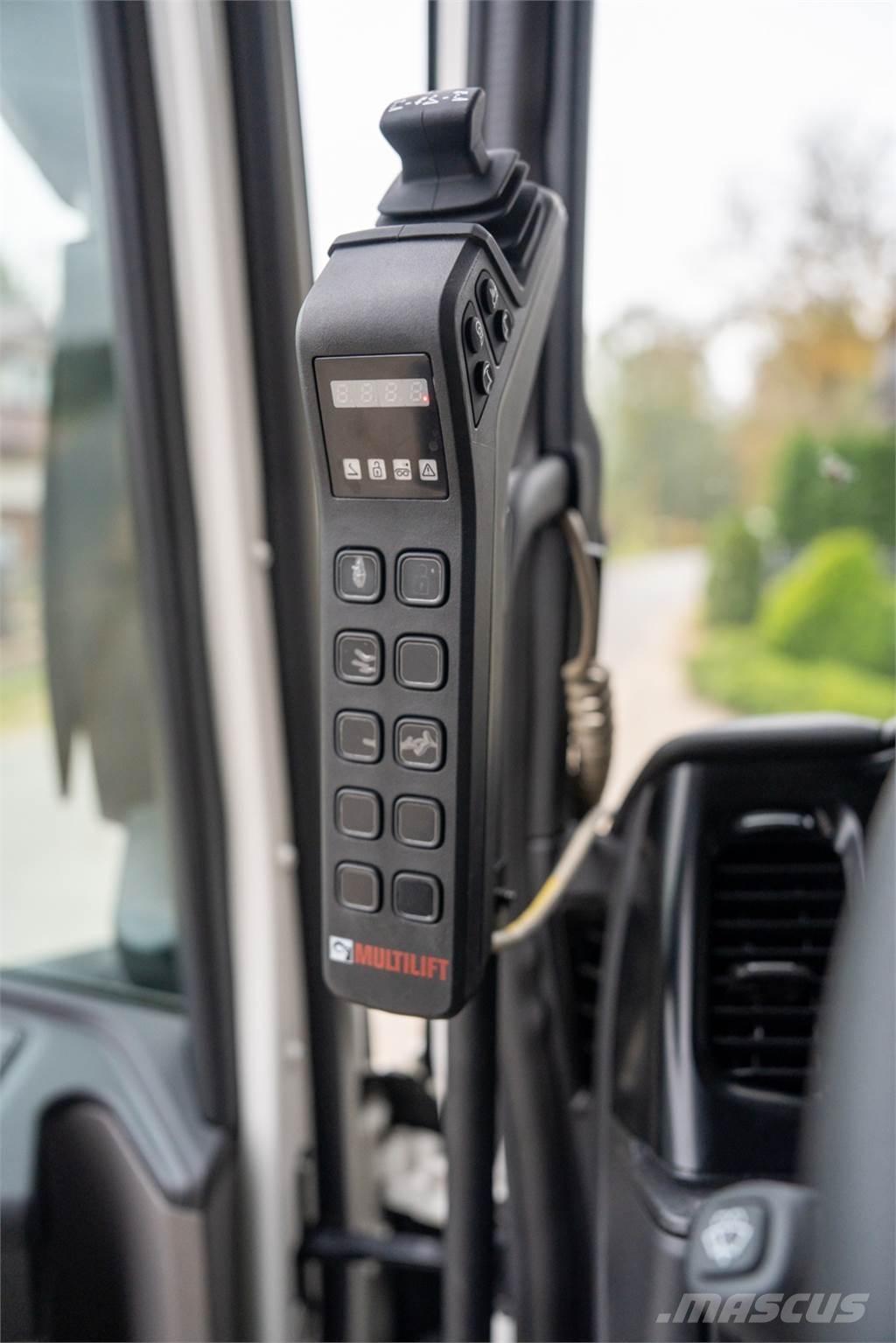 Scania P420 6X2 Camion con gancio di sollevamento