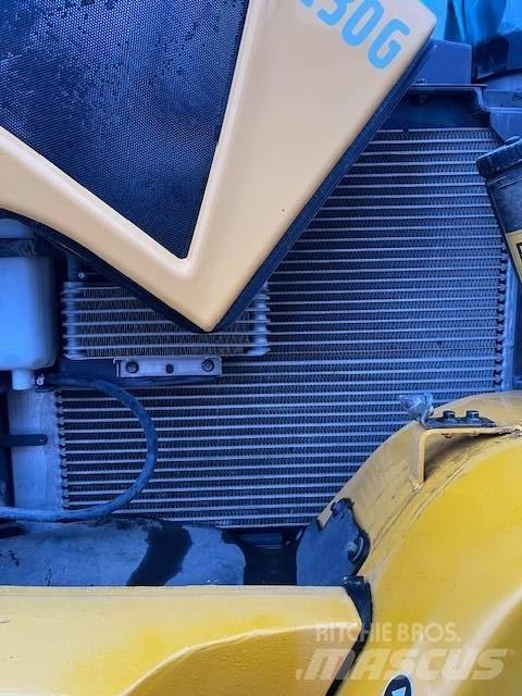 Volvo L 30 G Pale gommate