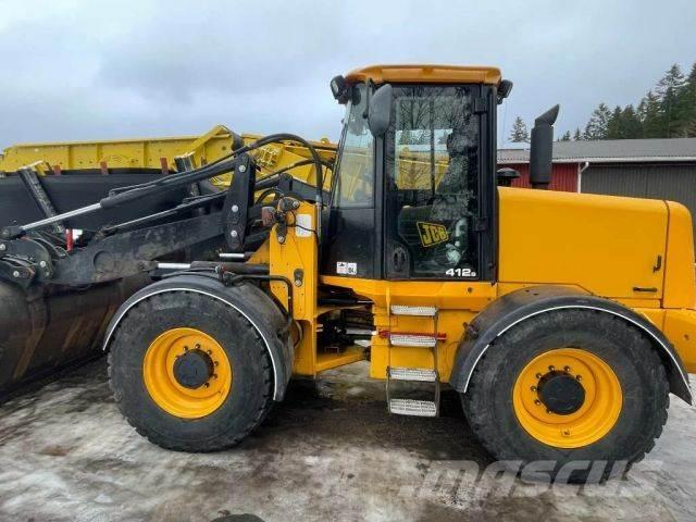 JCB 412 S Pale gommate