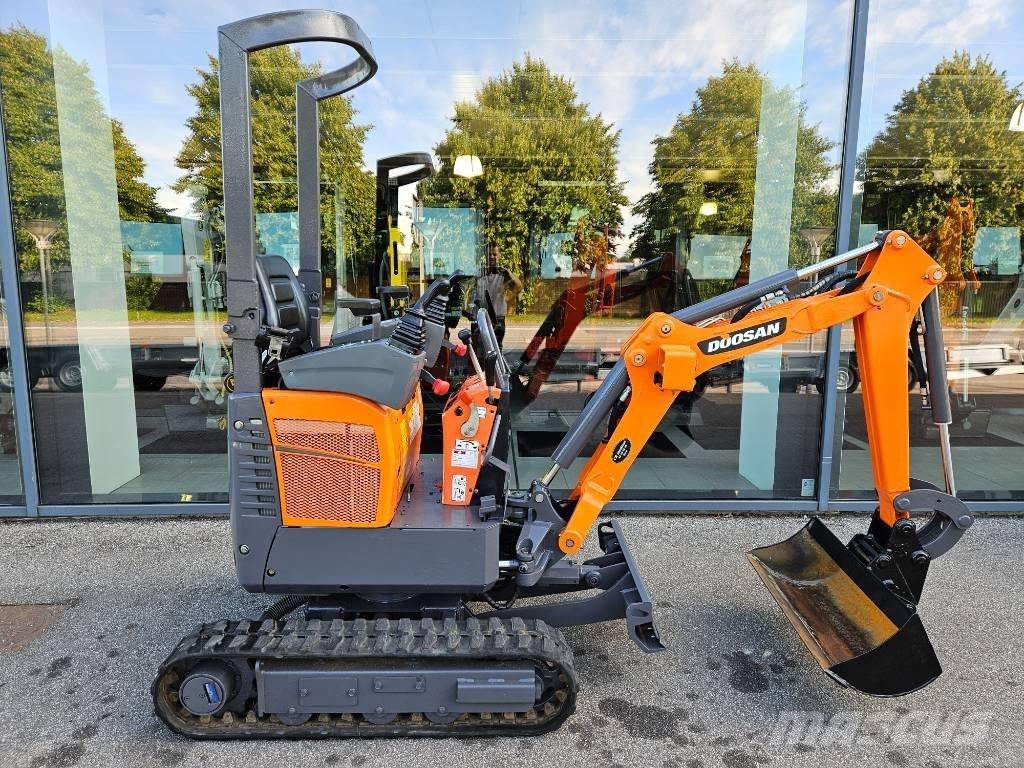 Doosan DX 10 Z Miniescavatori