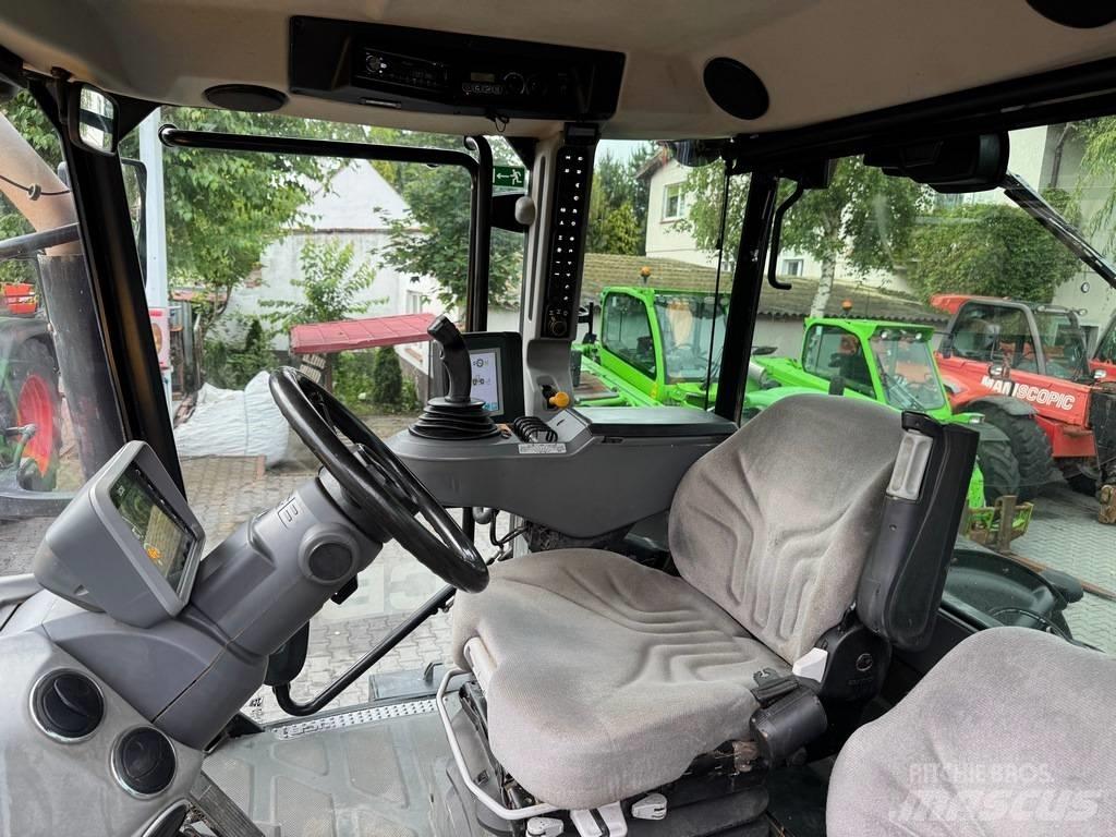 JCB FASTRAC 4220 Trattori