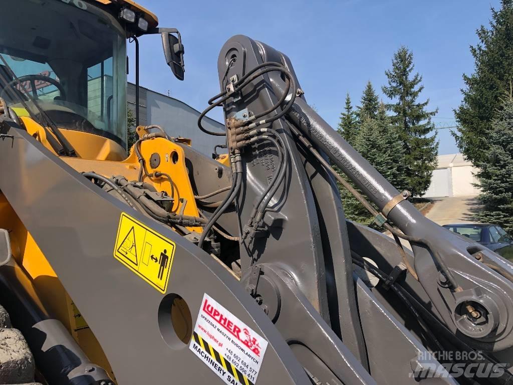 Volvo L90H Pale gommate