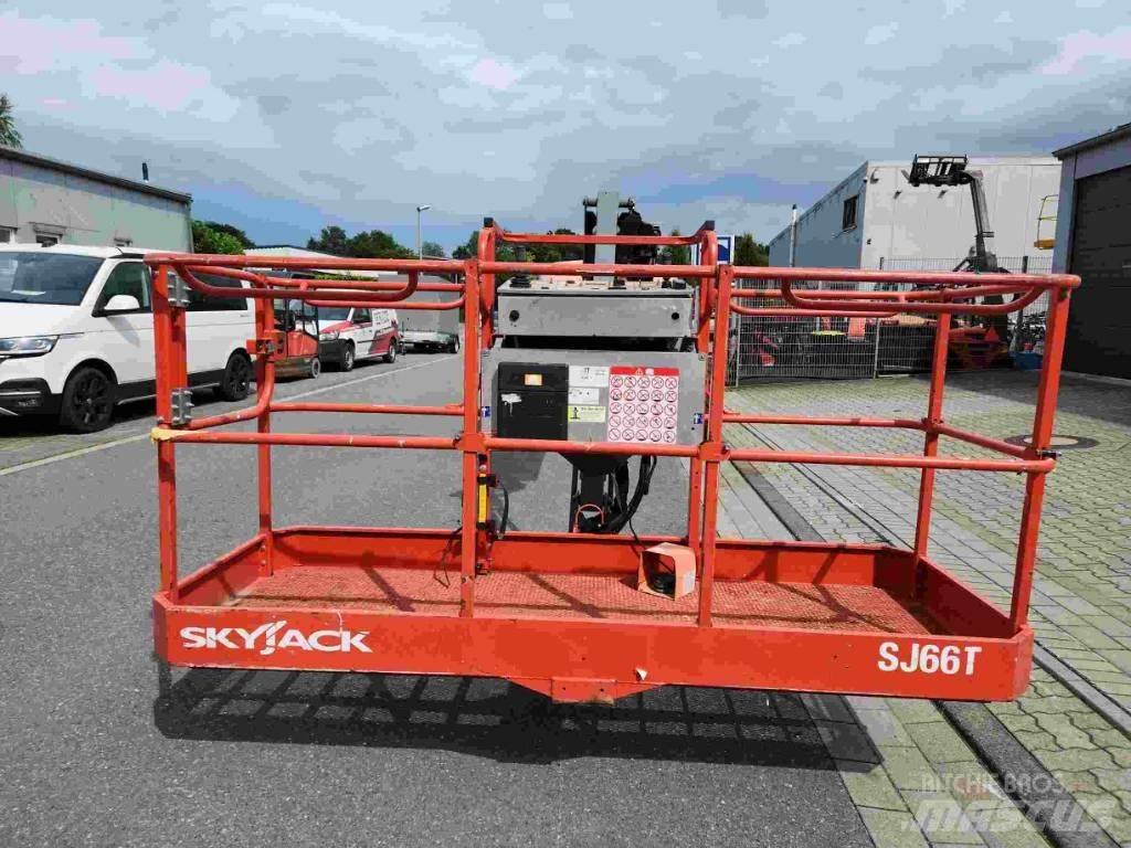 SkyJack SJ 66 T Piattaforme a braccio articolato