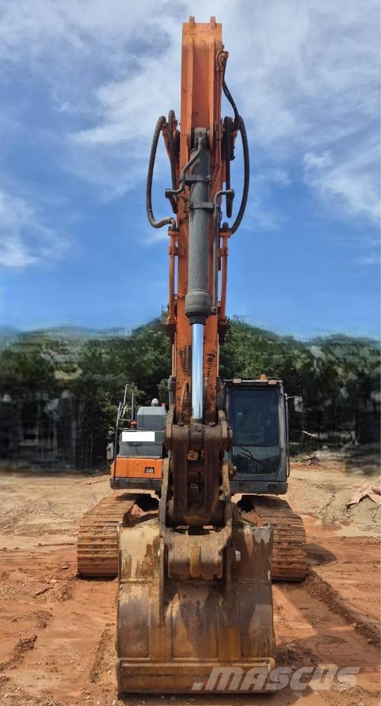 Doosan DX 300 LC-5 Escavatori cingolati