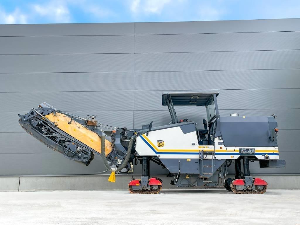 Wirtgen W 150 CFI Fresa a freddo per asfalto