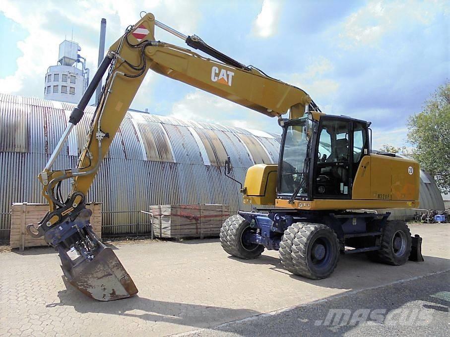 CAT M 320 F Escavatori gommati