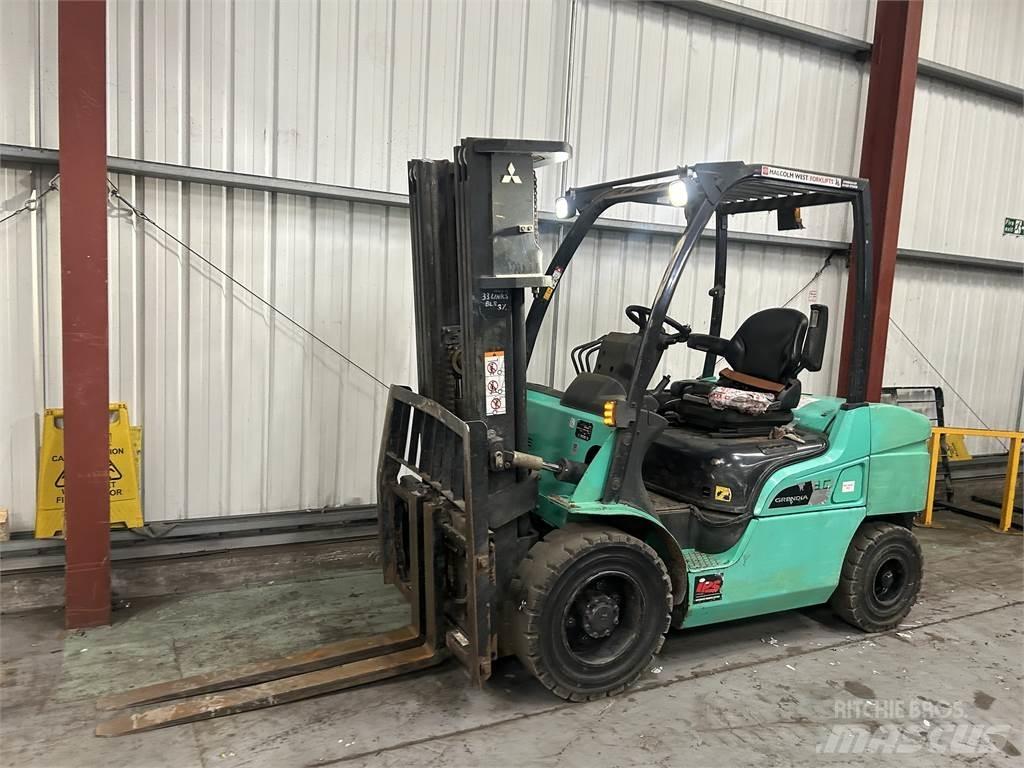Mitsubishi FD30NT Carrelli elevatori diesel