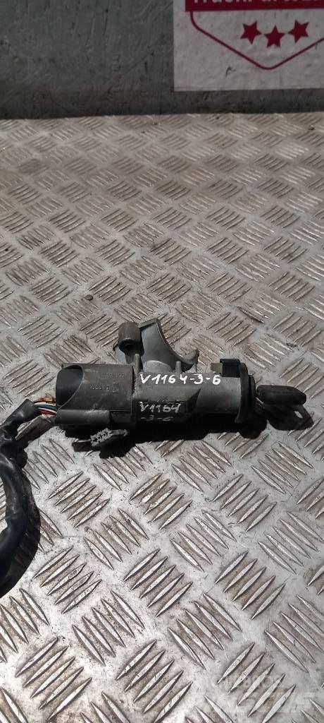 Volvo FH 16   20398485 Cabine e interni