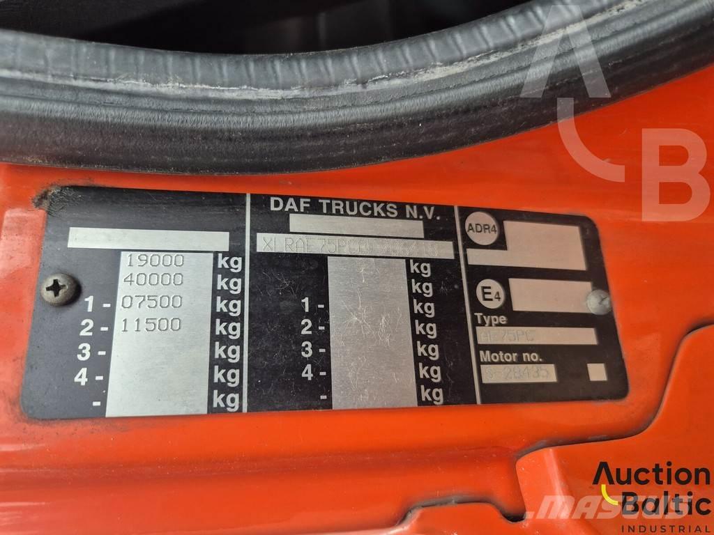 DAF AE75PC Trasportatore per veicoli