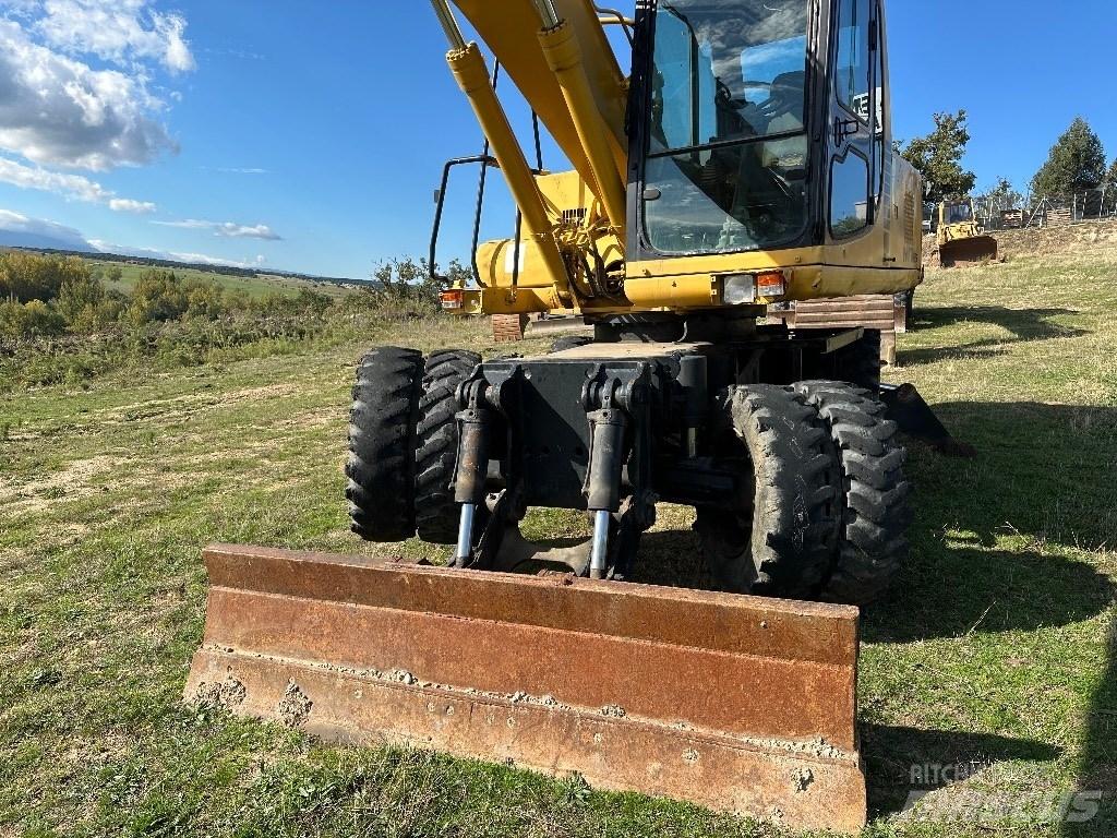 Komatsu PW 170-6 Escavatori gommati