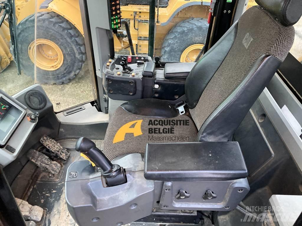 CAT 972 M Pale gommate