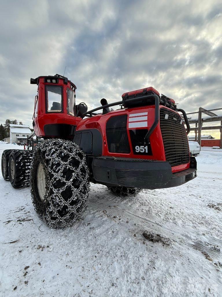 Komatsu 951 Abbattitrici, Disboscatrici
