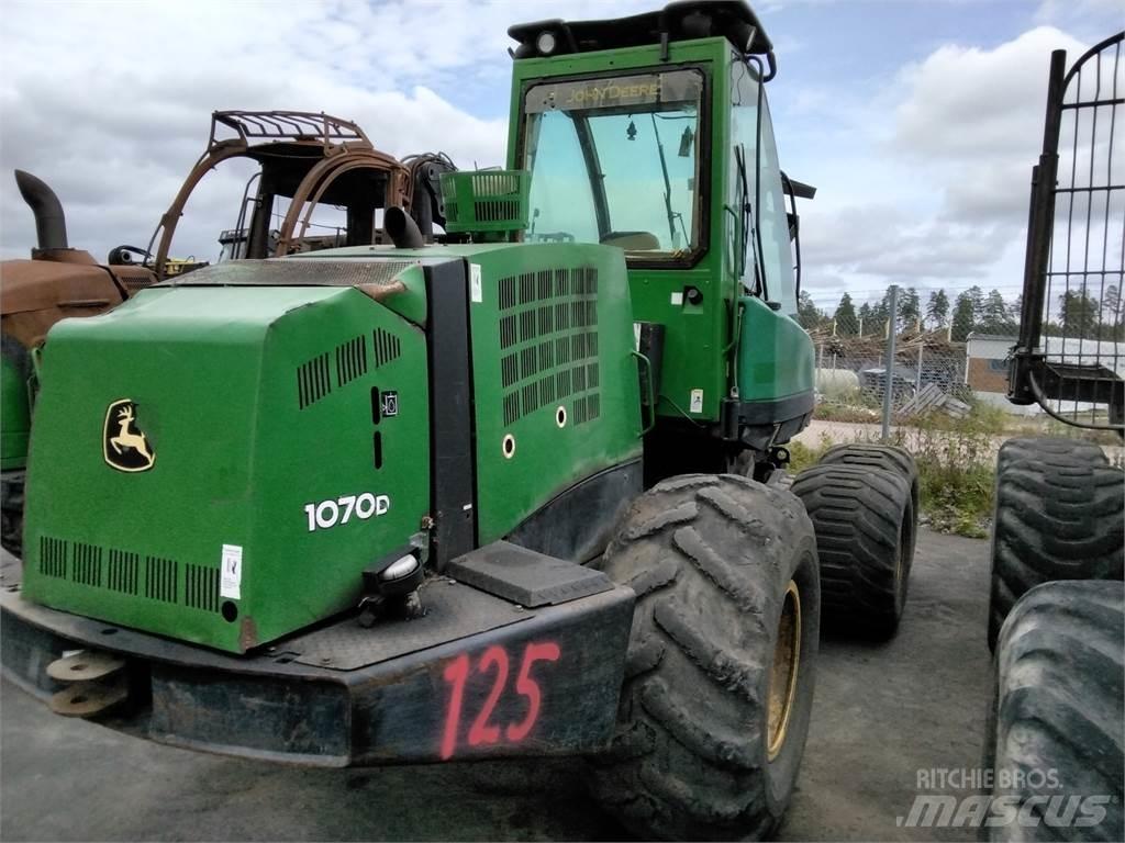 John Deere 1070 D Abbattitrici, Disboscatrici