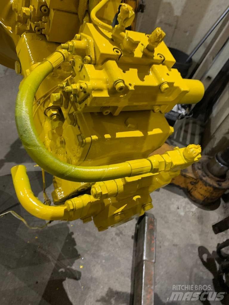 Komatsu PC240-3 Componenti idrauliche