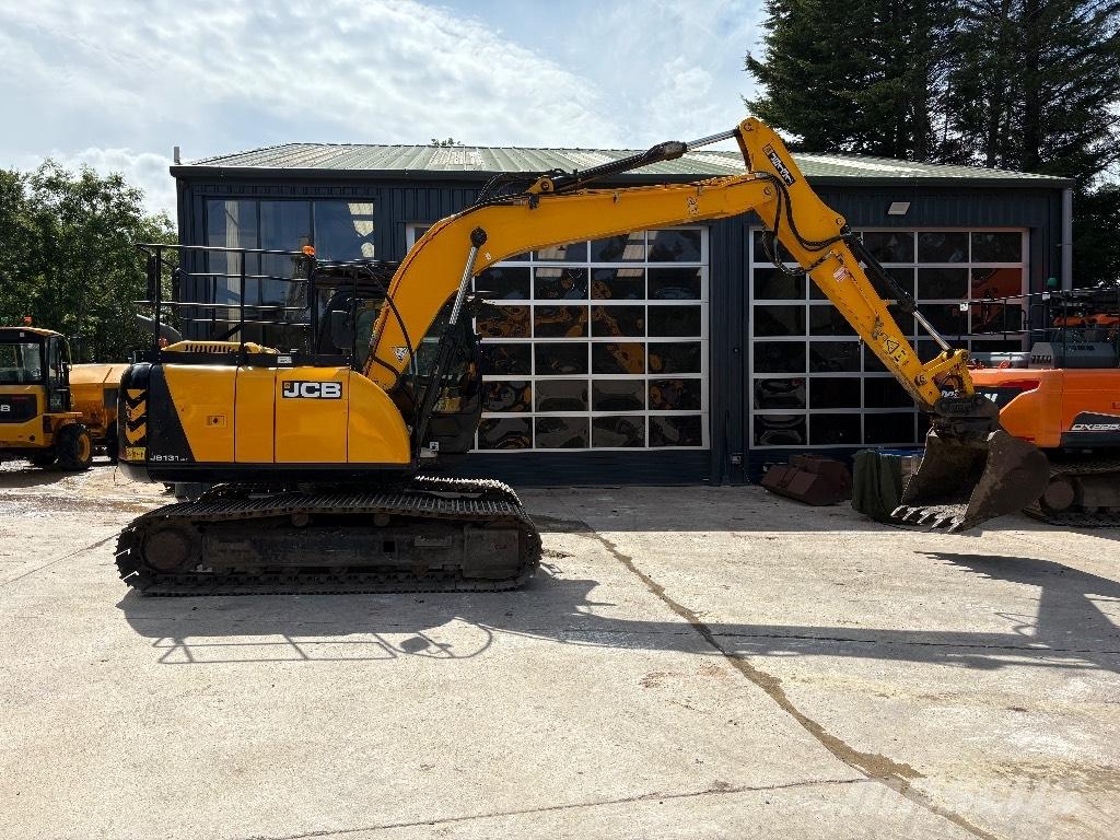 JCB JS 131 Escavatori cingolati