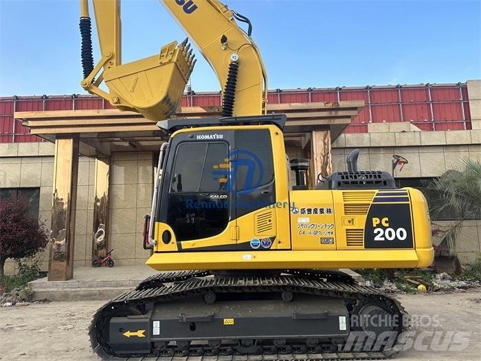 Komatsu PC200-8MO Escavatori cingolati