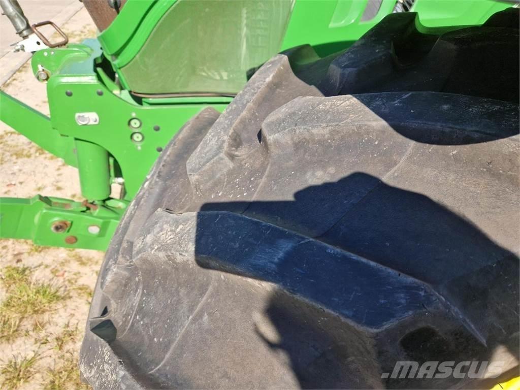 John Deere 6150R Trattori