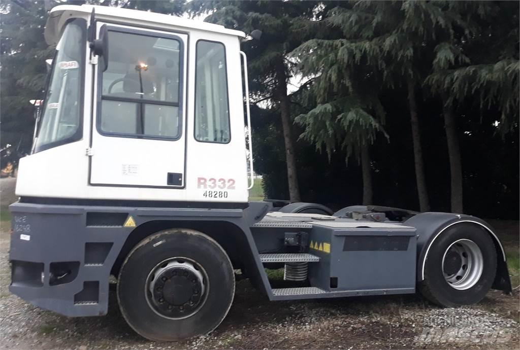  R332-4x4 Trattori portuali