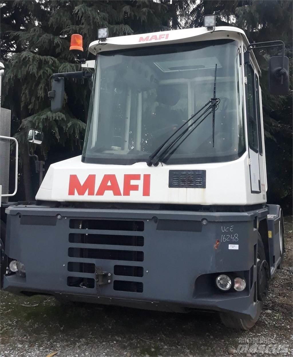  R332-4x4 Trattori portuali