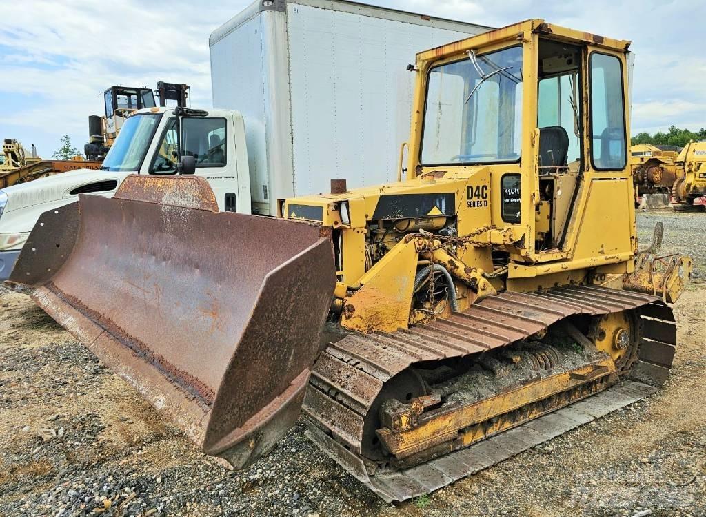 CAT D 4 C Dozer cingolati