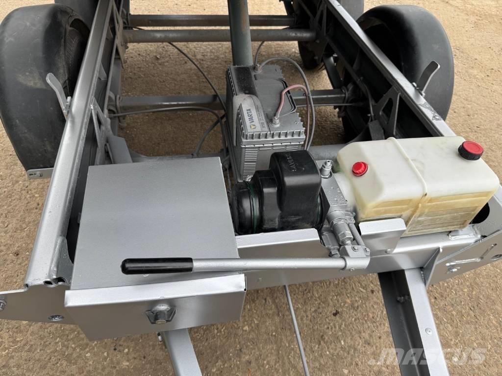 Ifor Williams 8 x 5 Rimorchi ribaltabili