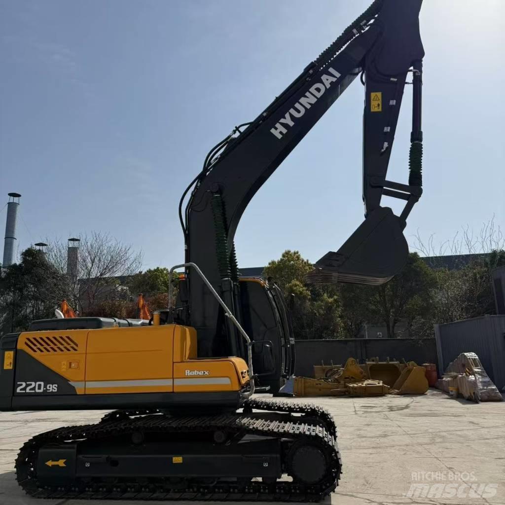 Hyundai R220-9S Escavatori cingolati