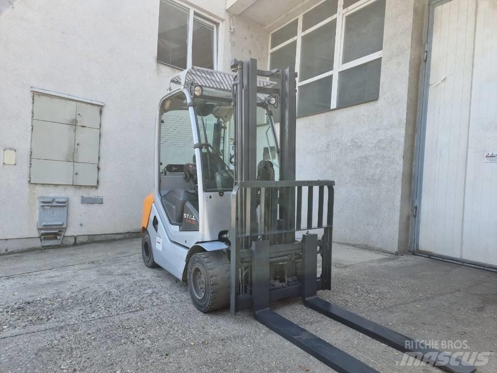 Still RX70-30 Carrelli elevatori diesel