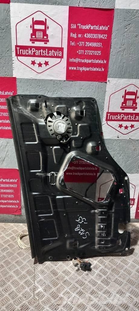 Scania R 440    1534511 Cabine e interni