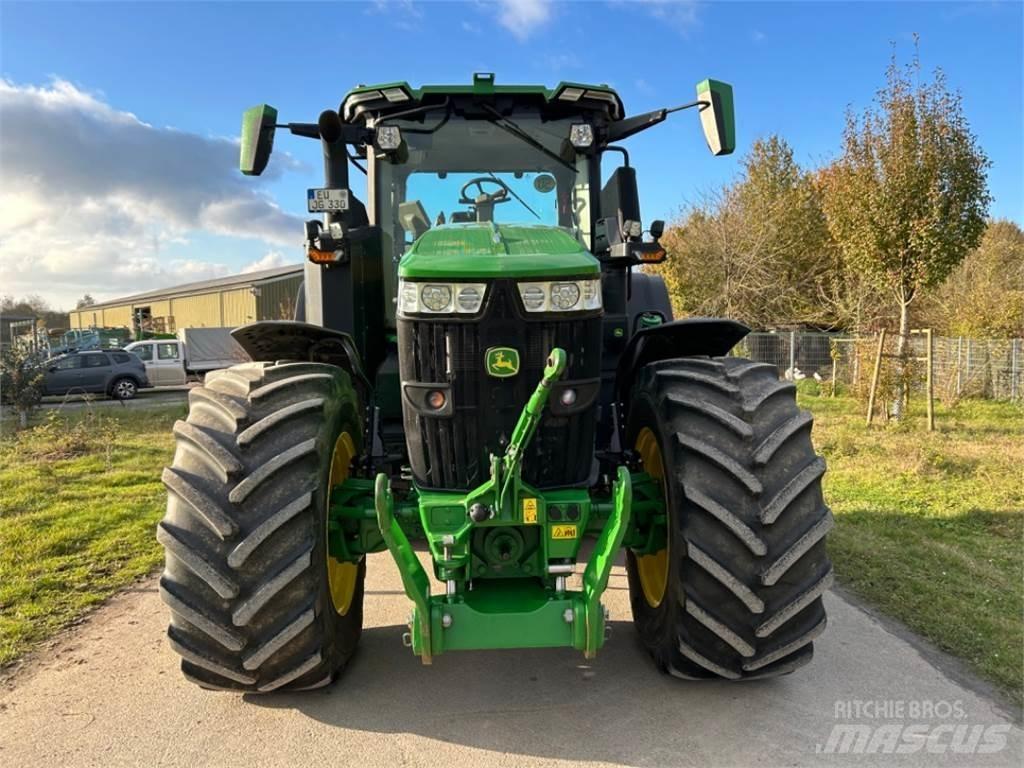 John Deere 7R330 Trattori